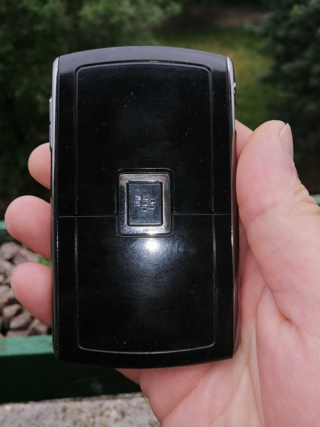 Мобільний телефон Blackberry 8800