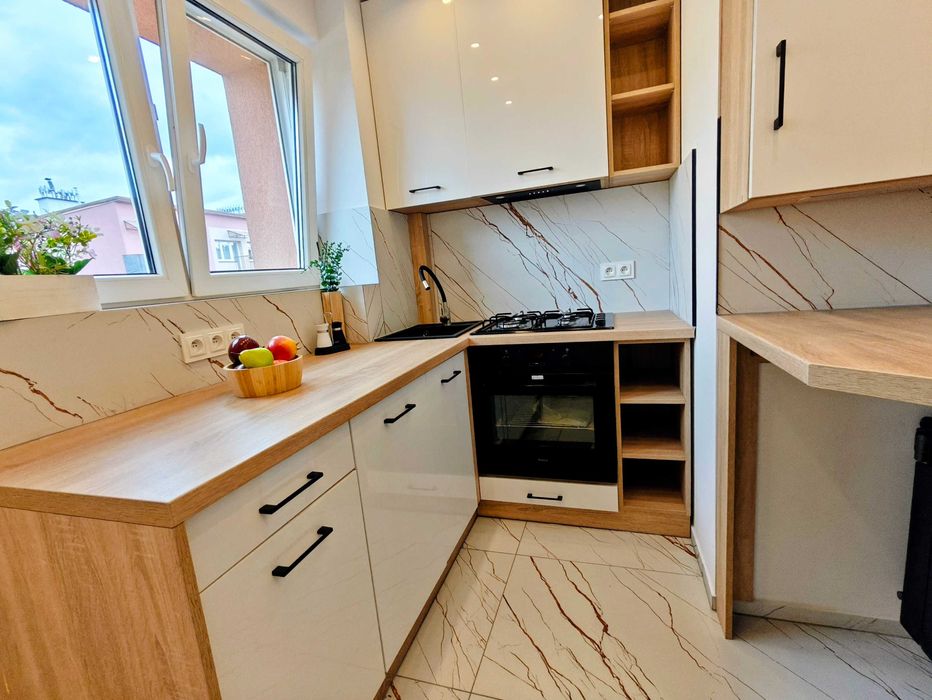 Przytulne, wyremontowane 2 pokoje, balkon, garderoba, Rondo Sybiraków