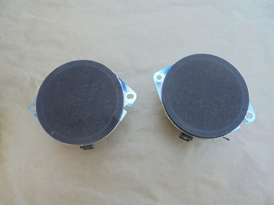 freemont głośniki przednie