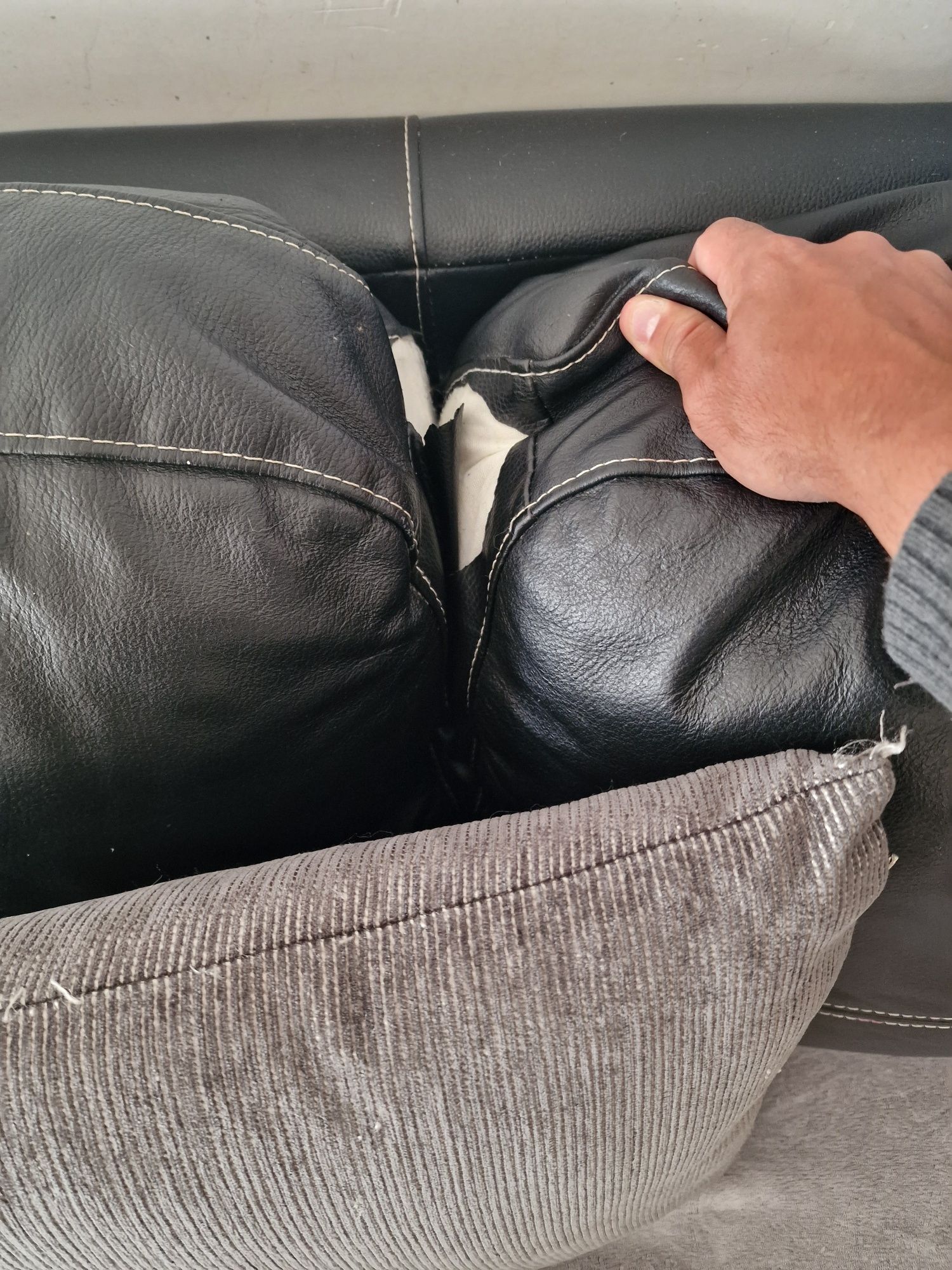 Sofá usado com chaise longue