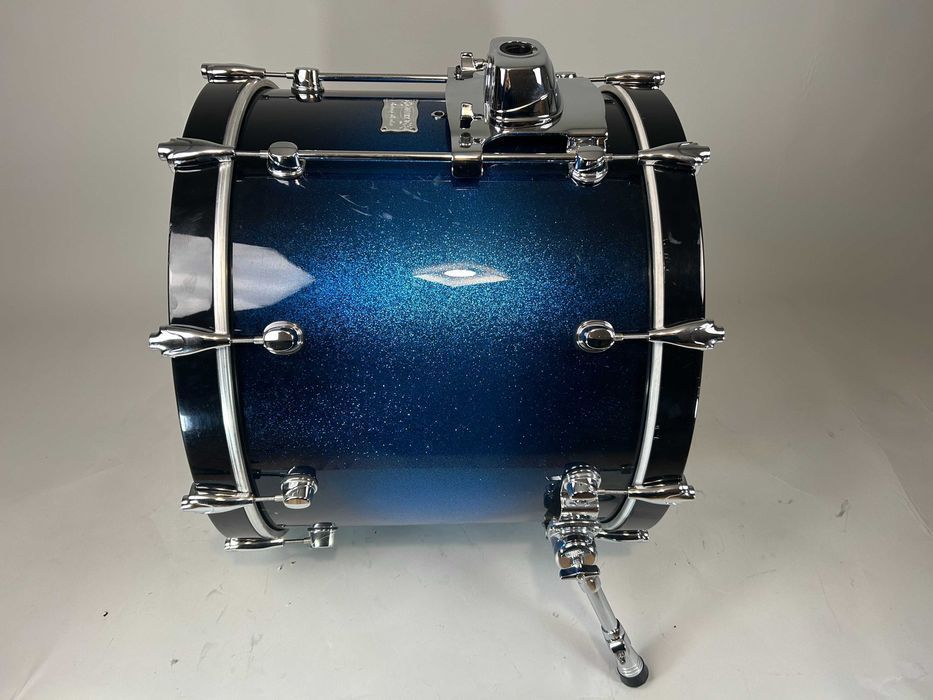 Mapex Saturn III 22"x18" Maple/Walnut - Bęben basowy - Blue Galaxy