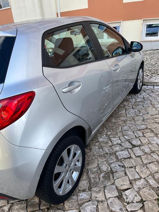 vendo mazda 2 2010