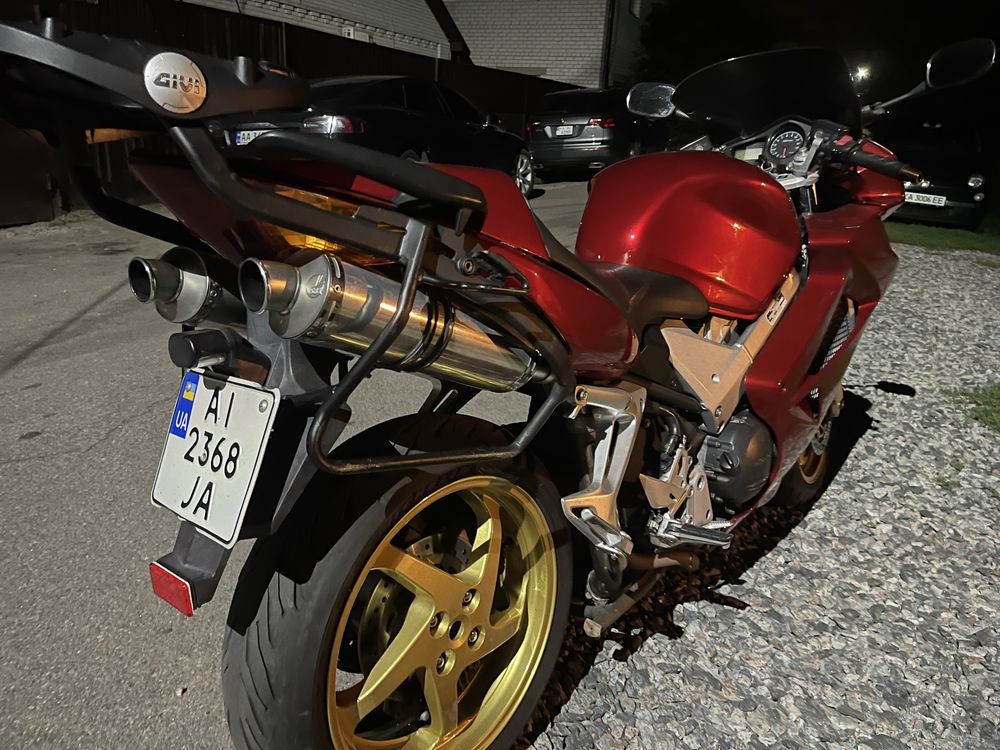 Vfr 800 2005 терміново