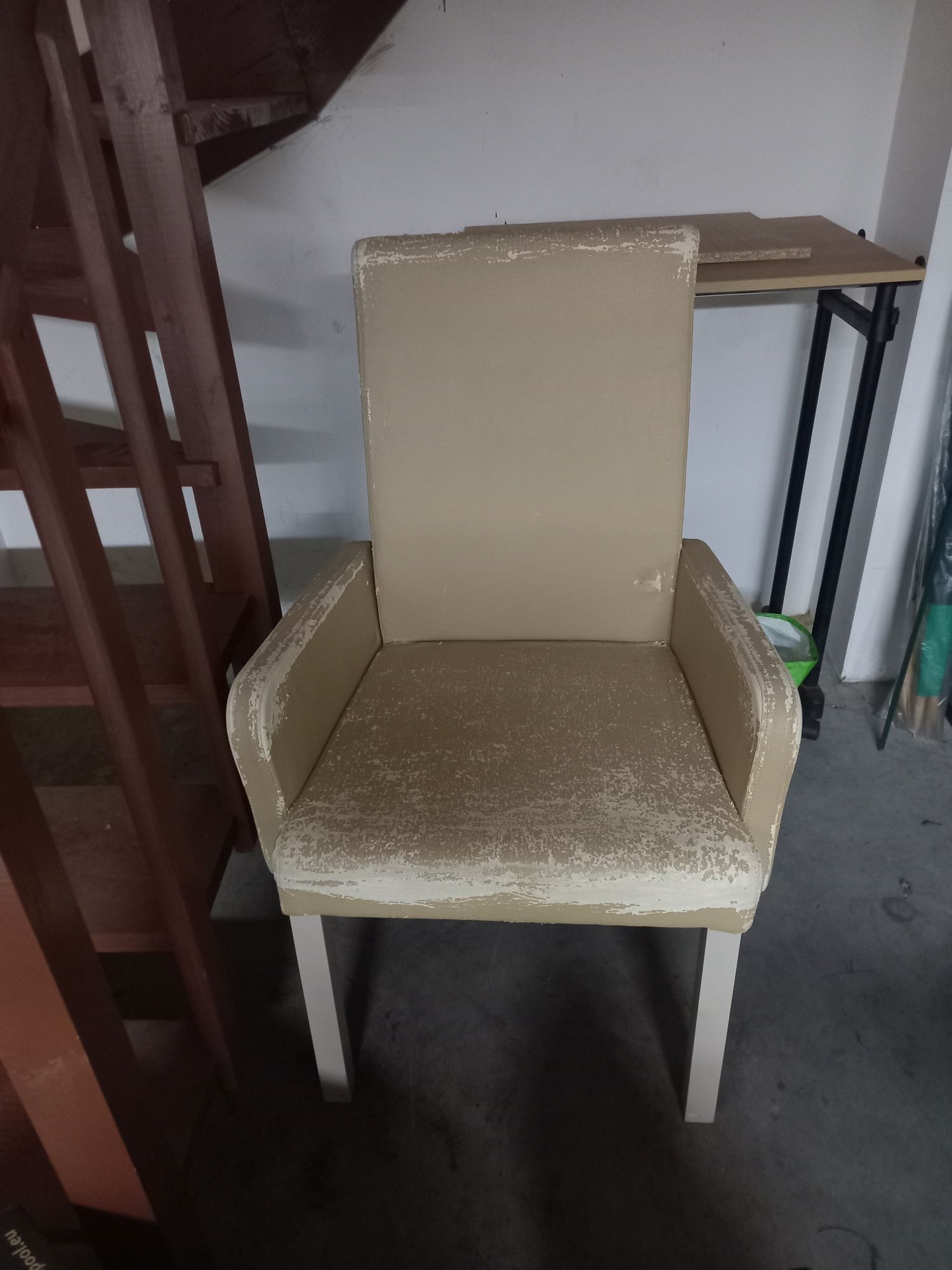 Vendo 2 Cadeiroes