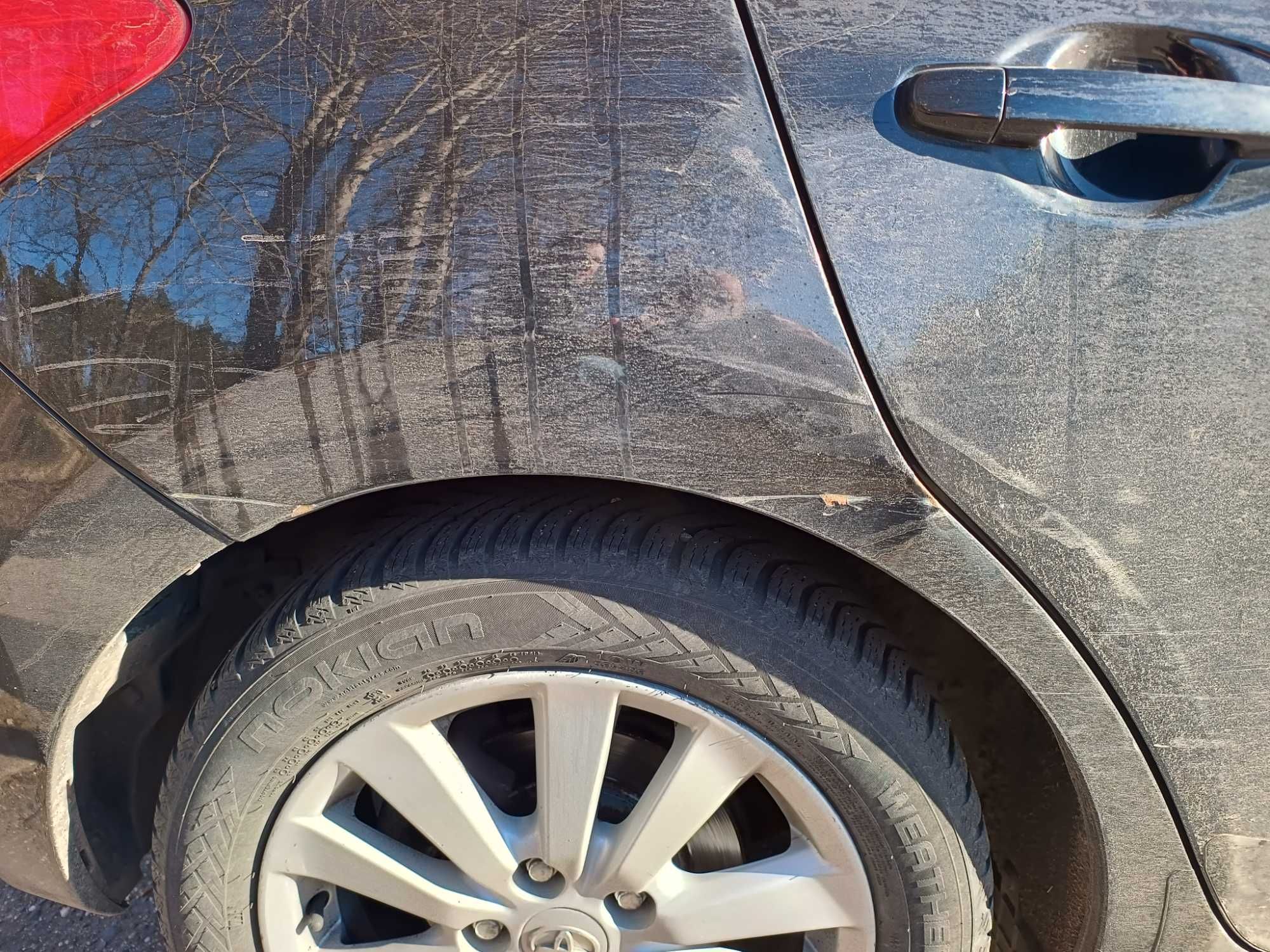Sprzedam Toyotę Auris generacji 1 rocznik 2008