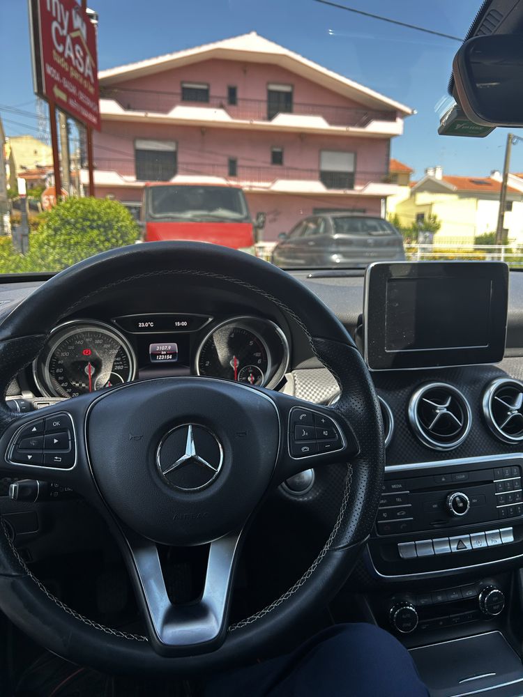 Mercedes CLA 180d