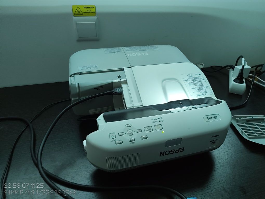 Projetor Profissional EPSON EB-480I