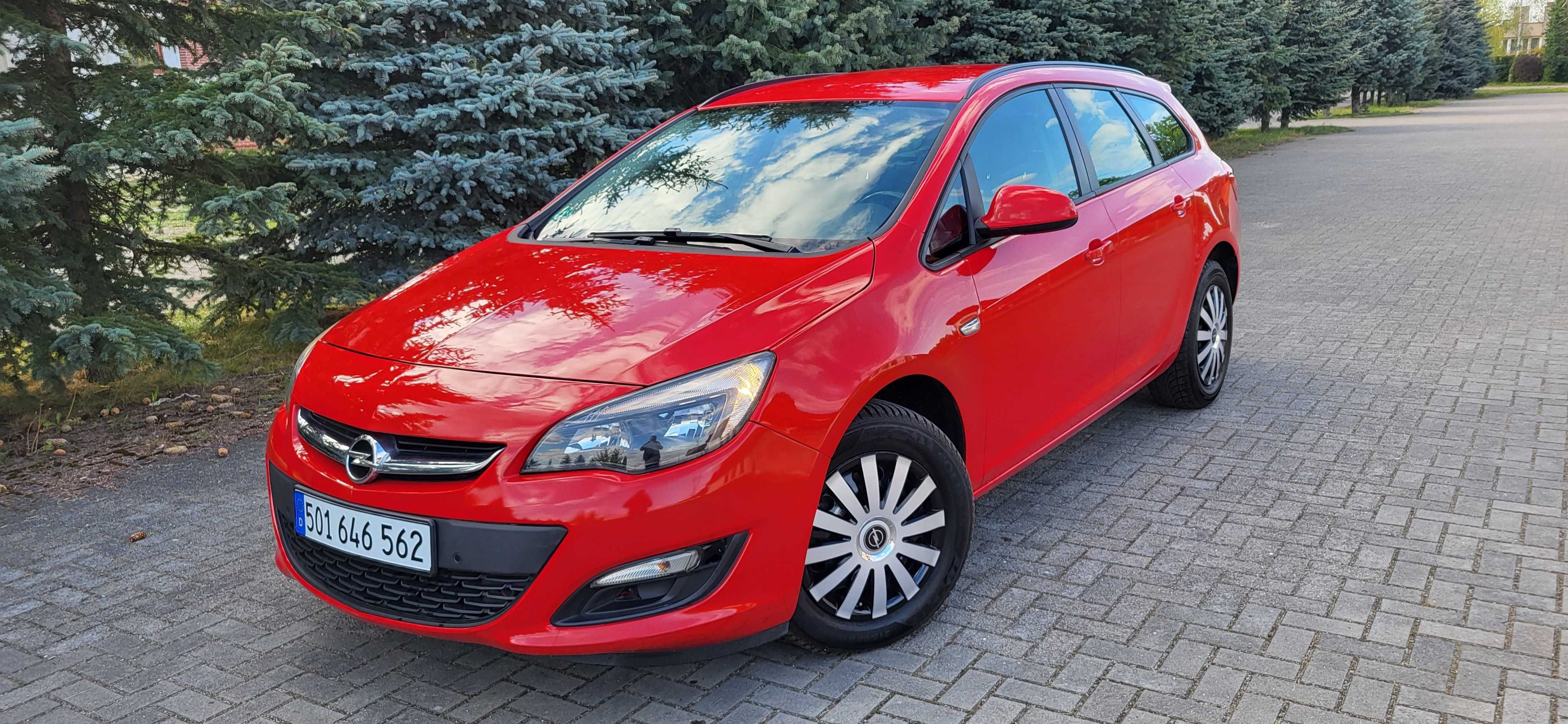 Opel Astra Lift 1.6Cdti model 2016r