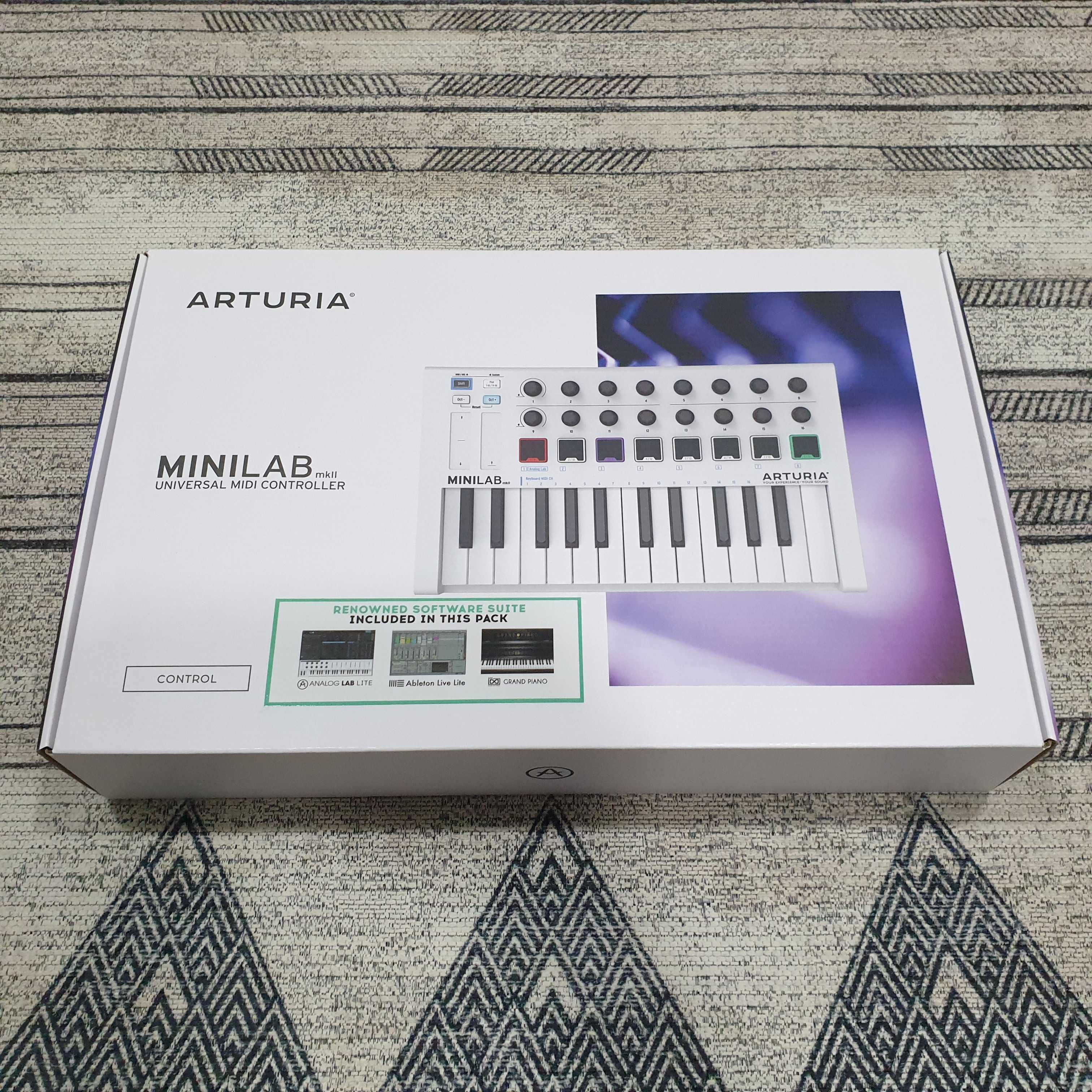 Arturia MiniLab MkII