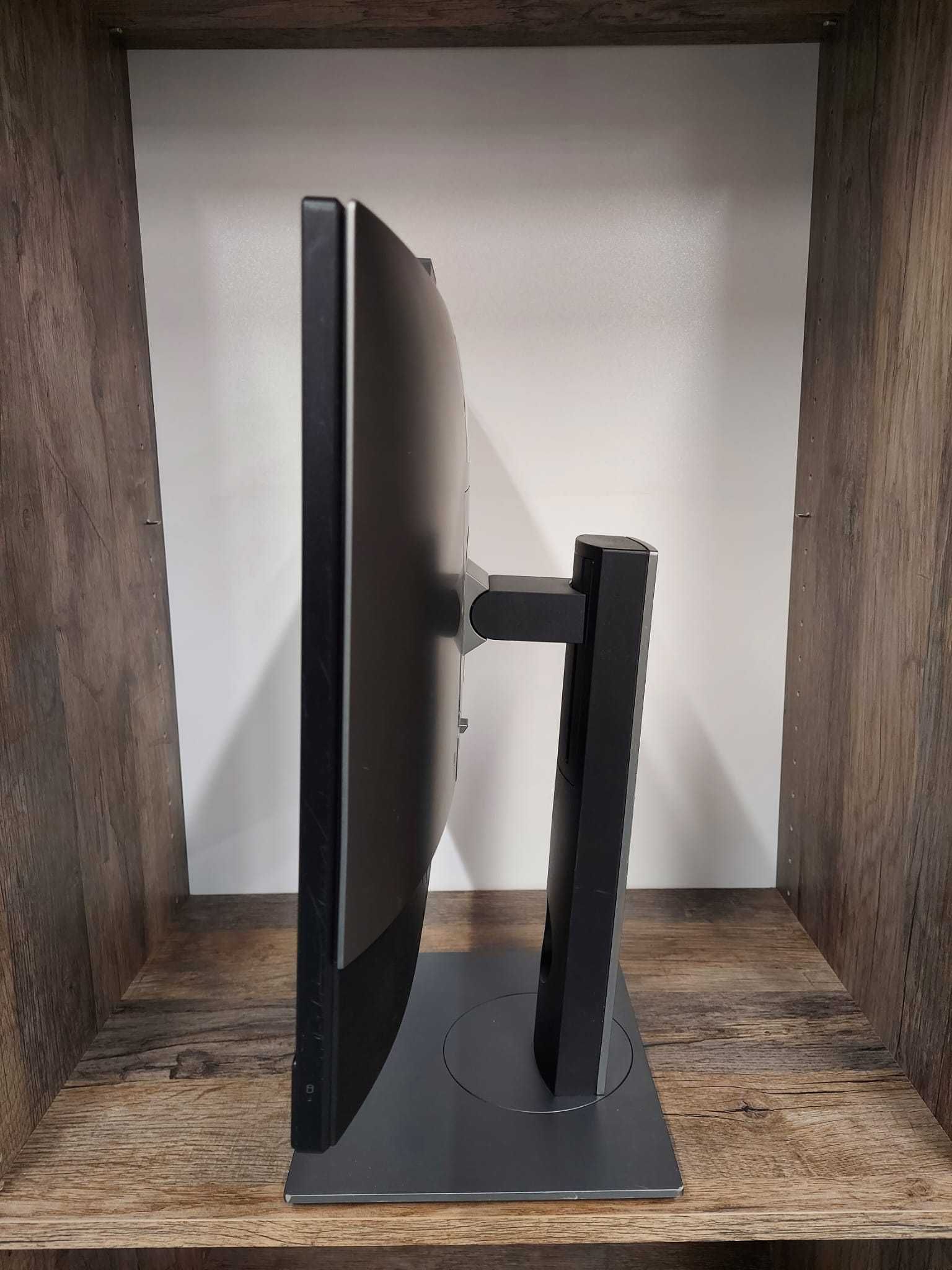 Komputer ALL-IN-ONE Dell OptiPlex 7470 Aio i5-8500T/8GB/256 gwarancja