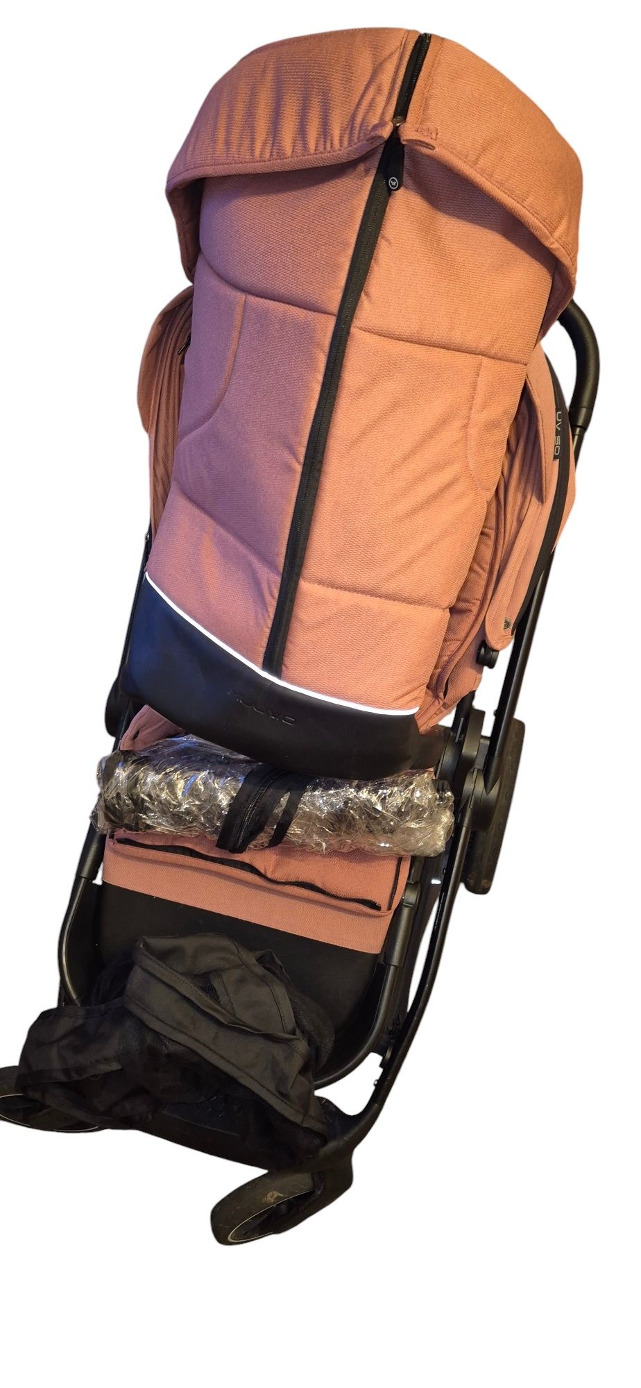 Spacerówka Muuvo Quick 3.0 pure pink. Rama matowa