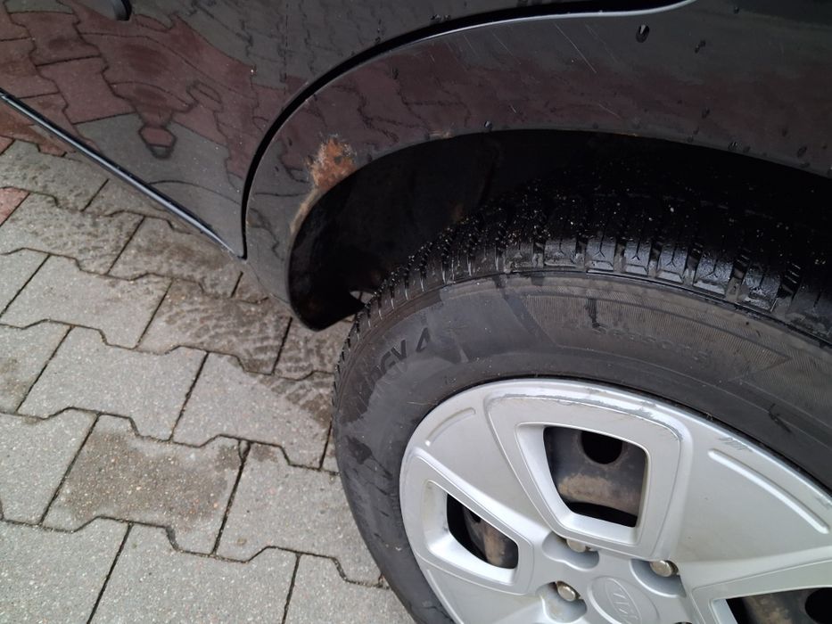 Kia Soul 1.6 benz z klimą modell 2009 do poprawek lakierniczych