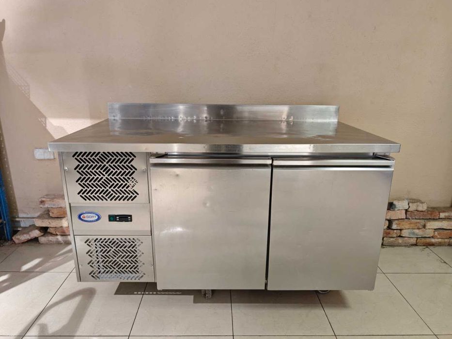 Stół chłodniczy GORT 2-drzwiowy 370L półka cukiernicza 40x60 do Pizzy