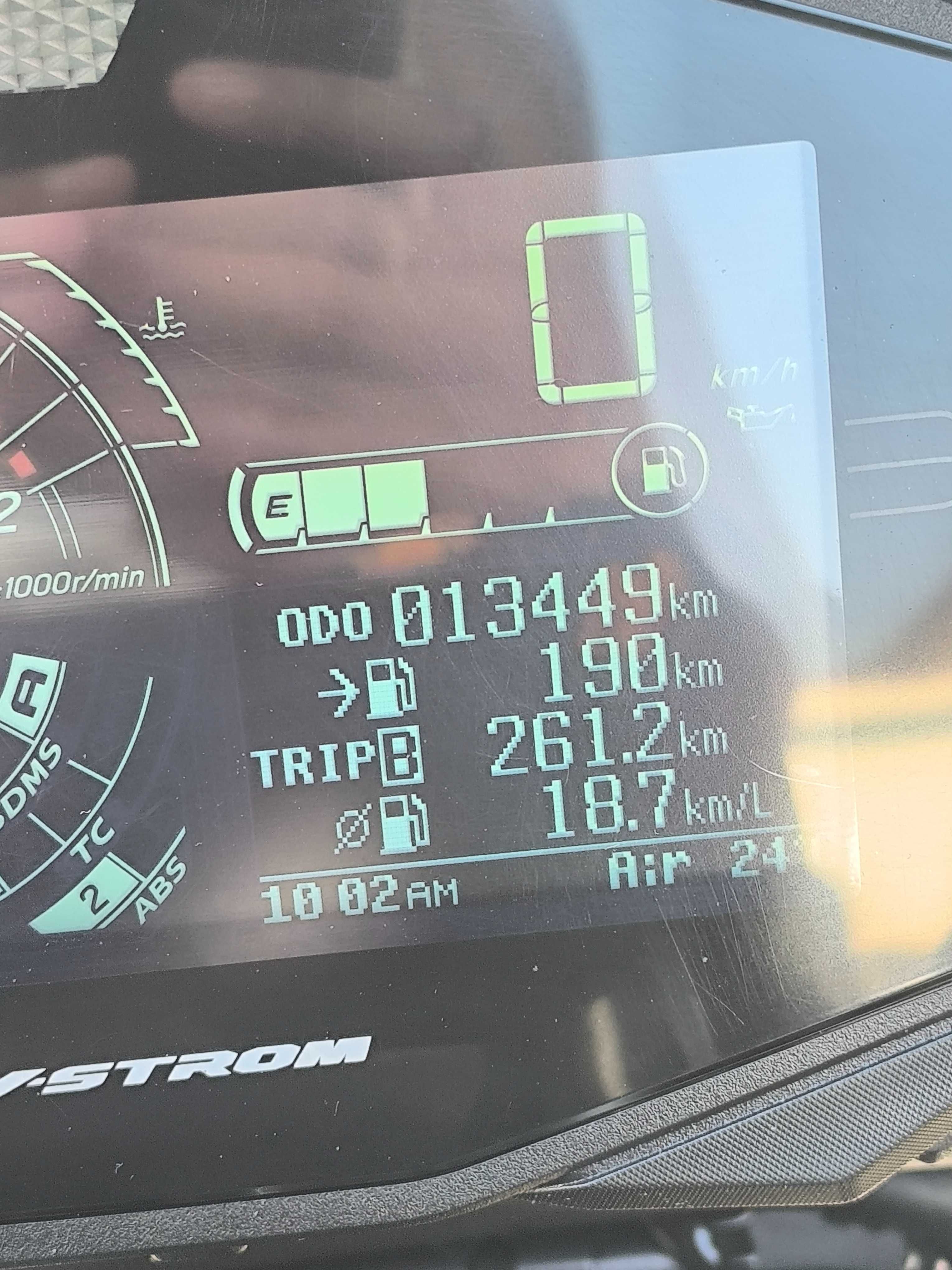 Moto suzuki v-strom 1050cc