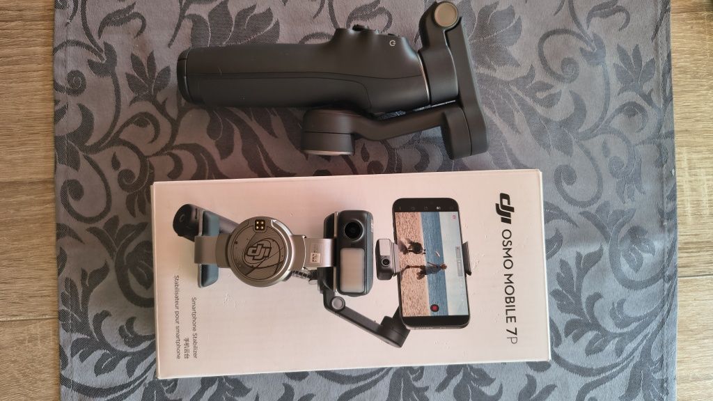 Gimbal dji Osmo mobile 7p