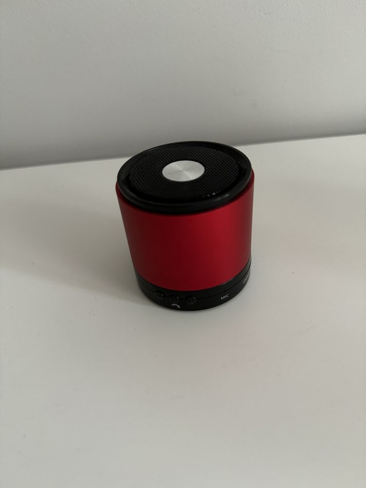 glośnik bezprzewodowy czerwony bluetooth
