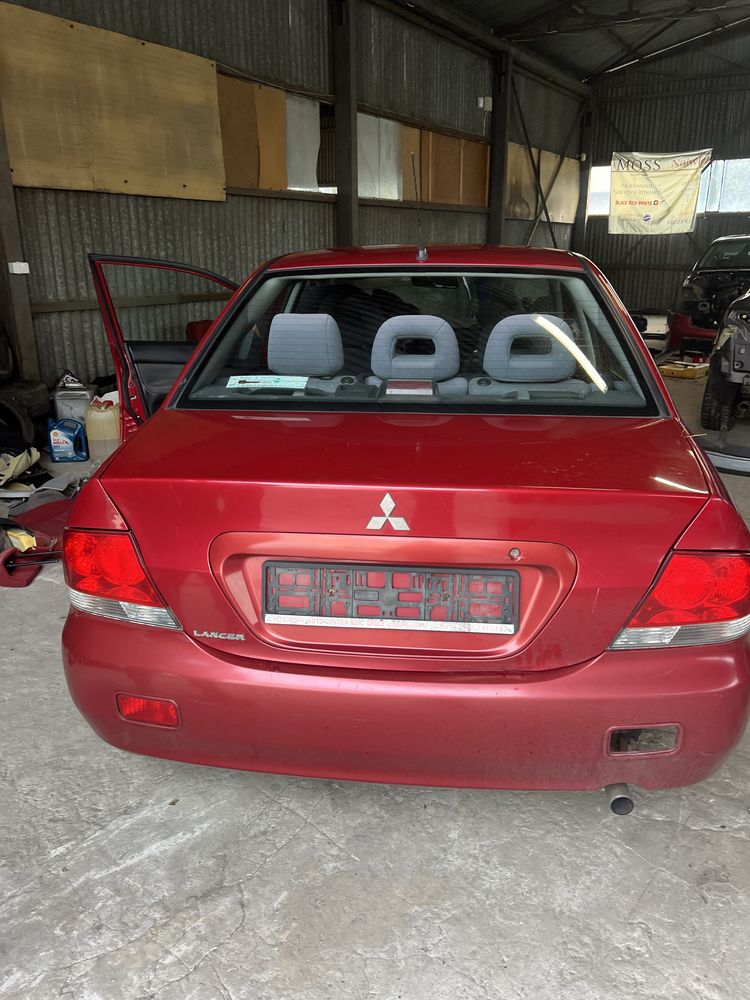 Розбираю Mitsubishi lancer 9 бампер 2003 2007  рік рестайл