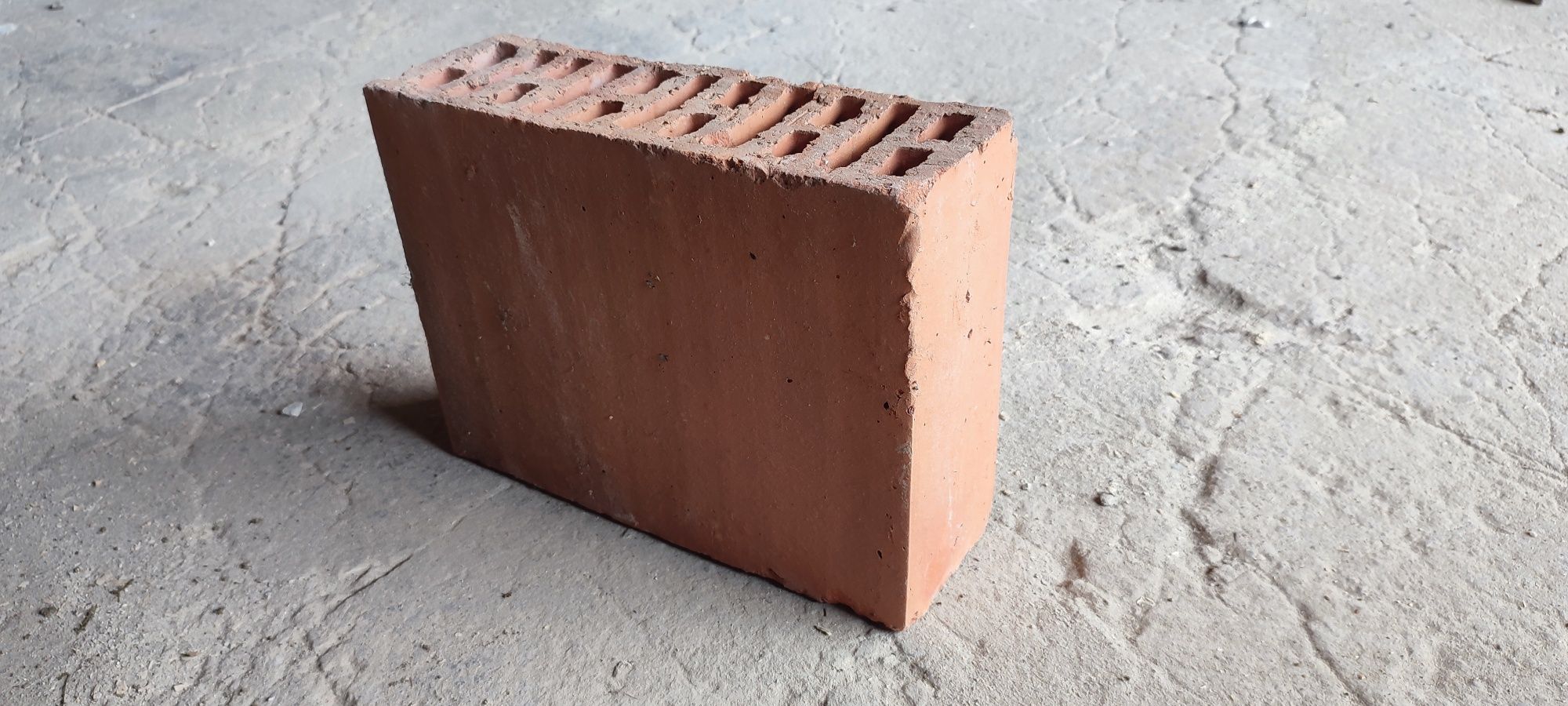 Pustak ceramiczny max połówka 22x29x9