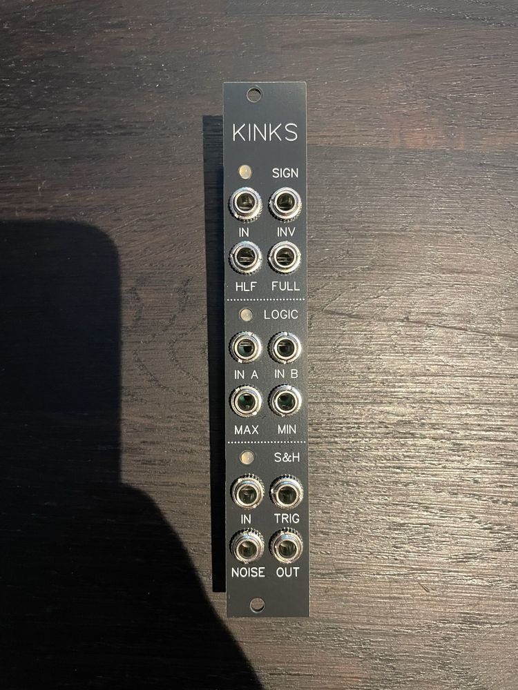 Klon Mutable Kinks. Czarny panel