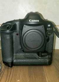 Canon 1 Ds (перший) в колекцію чи на запчастини