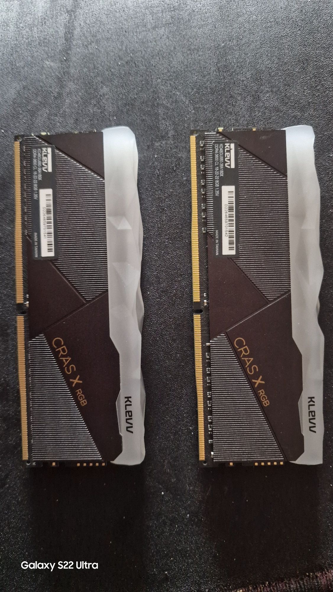 Kosci ram 16 gb (2x 8gb) CRAS X RGB DDR 4