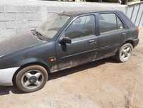 Vendo Ford fiesta de trabalho 800€