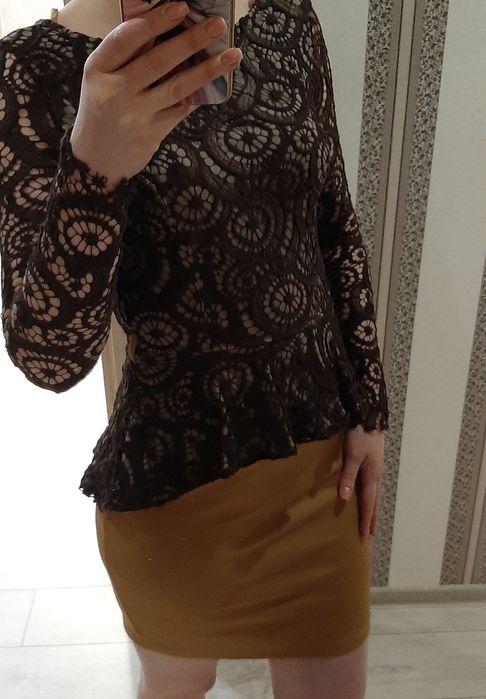 Ажурна сукня розміру S