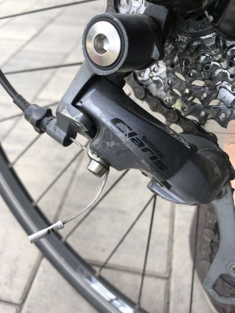 Rower szosowy GIANT Defy 5
