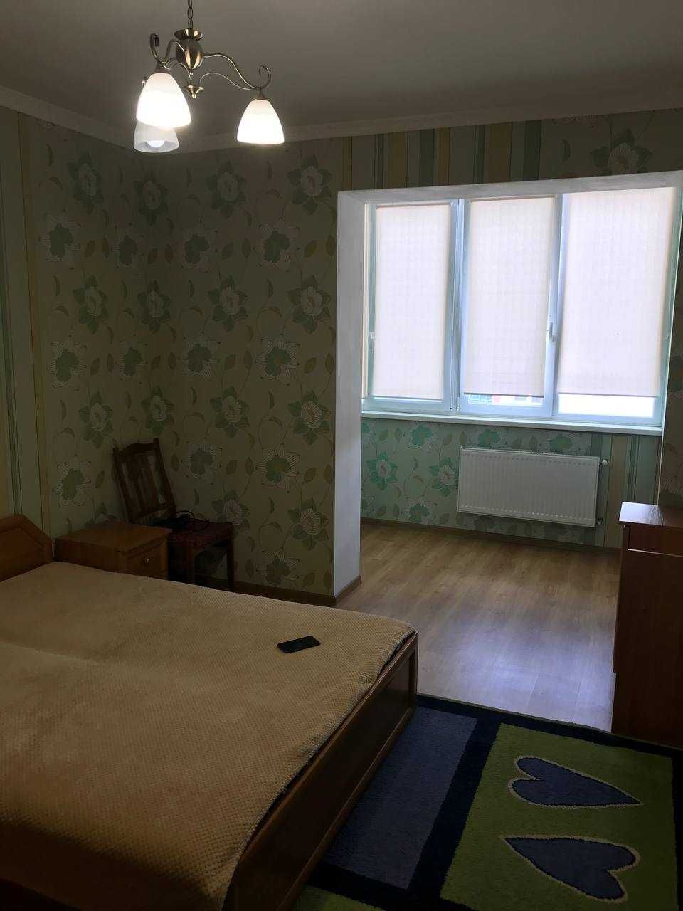 Оренда 2х кімн квартира на короткий термін, 12 школа