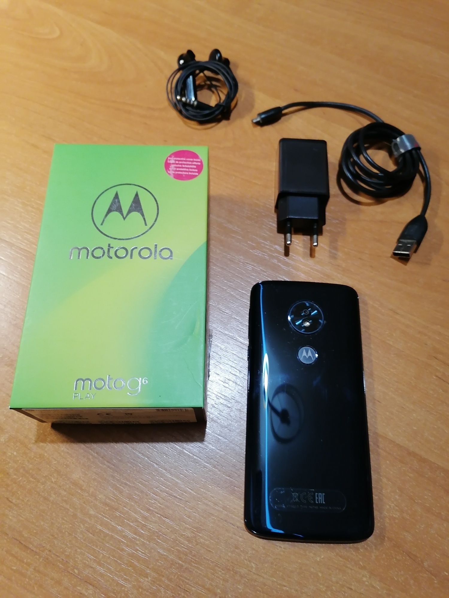 Motorola g6 Play - Smartfon z Pamięcią 32GB/3GB