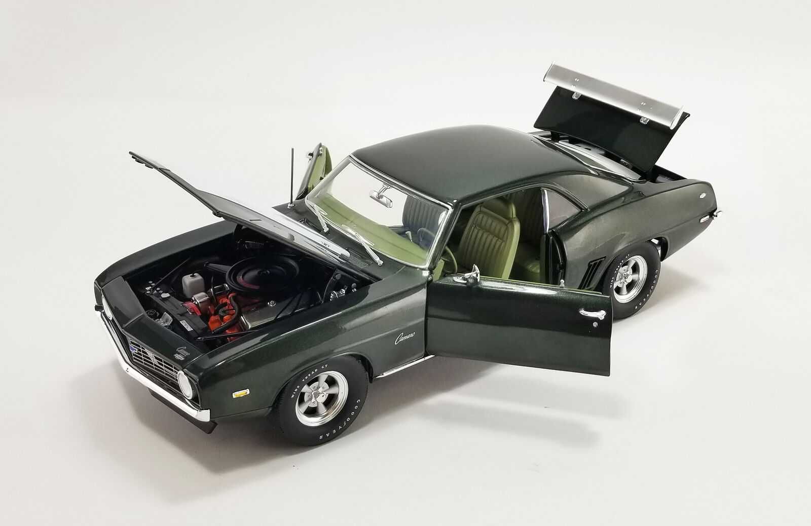Chevrolet Copo Camaro 1969 Green ACME 1:18