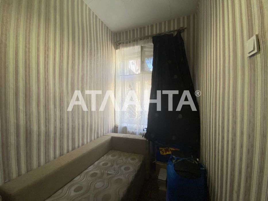 Продам 3х к. кварт. на земле Слободка, 1/1 эт,свой двор, гараж