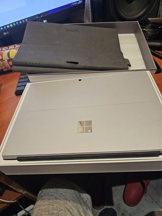 Microsoft Surface Pro 7+ Plus Intel Core i5 8GB 128 GB IDEALNY STAN