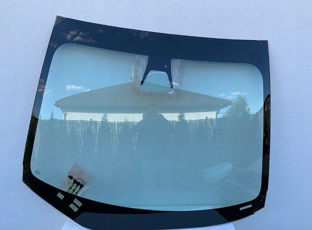 Tesla Model 3 Американское Лобовое/Панорамное/Заднее стекло FULL компл