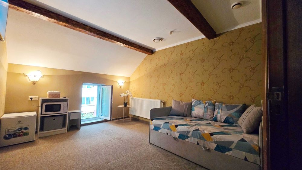 1-кім номер подобово Озерна