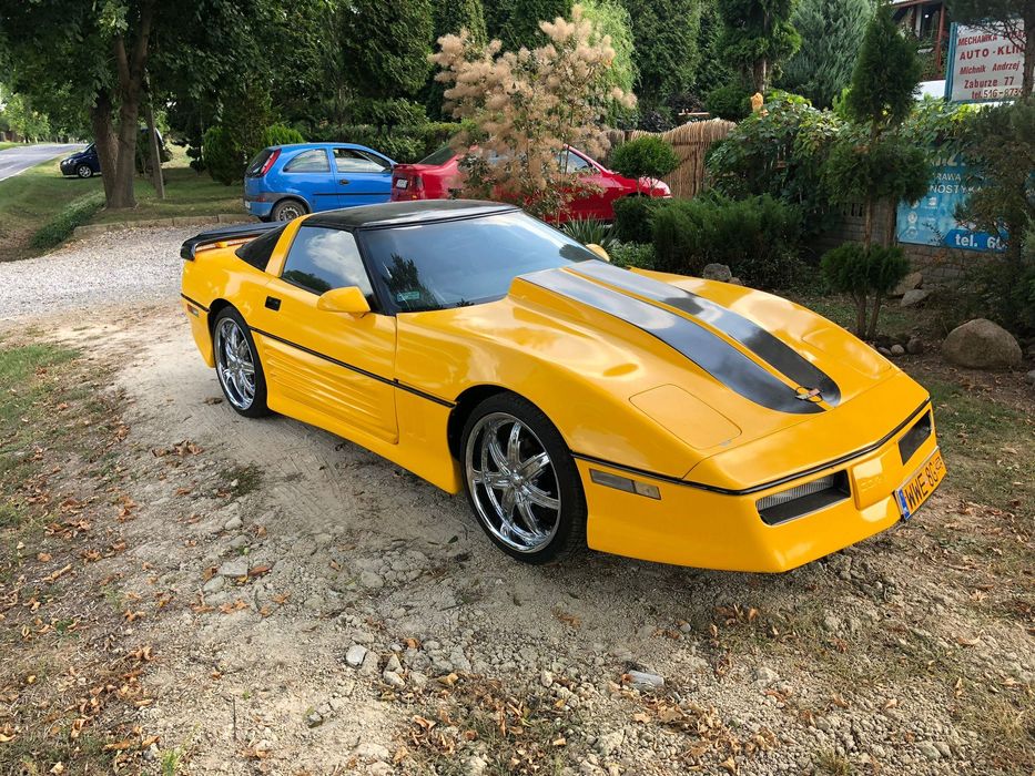 Chevrolet Corvette C4 EDELBROCK HOLLEY targa