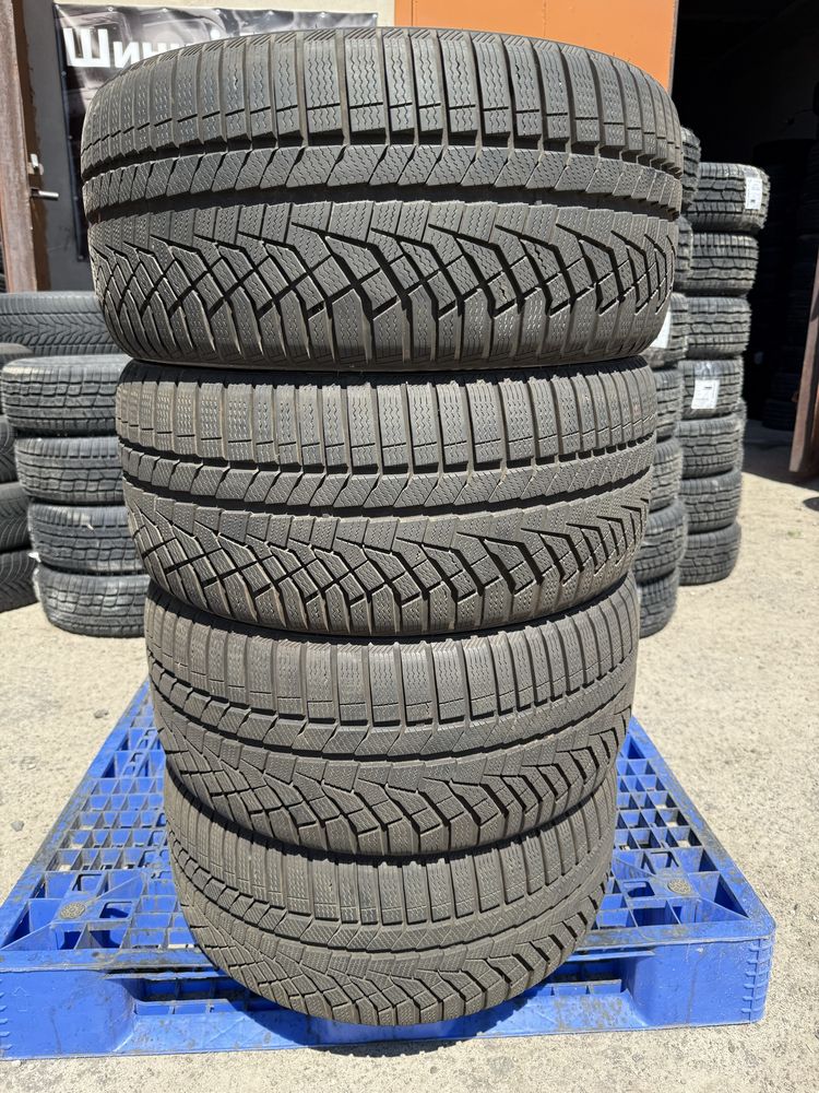 255/35 r19 Sailun IceBlazer Alpine Evo 24 год Резина зимняя