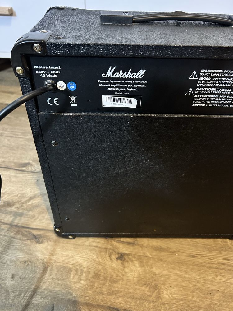 Wzmaczniacz  gitarowy Marshall Mg15cd