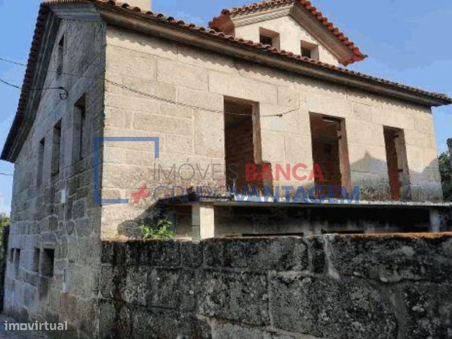 Moradia T3 em construção em Carregal do Sal