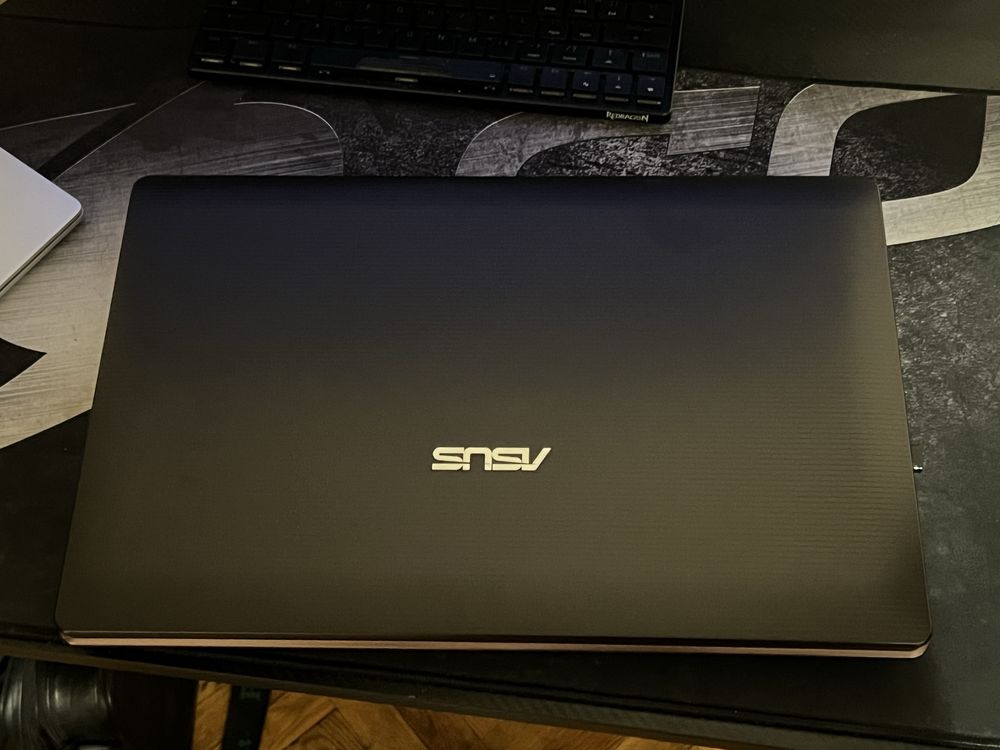 Ноутбук ASUS K73E (K73E-TY433D) 17.3 / B970 / 4 ГБ ОЗУ / 120GB SSD+500