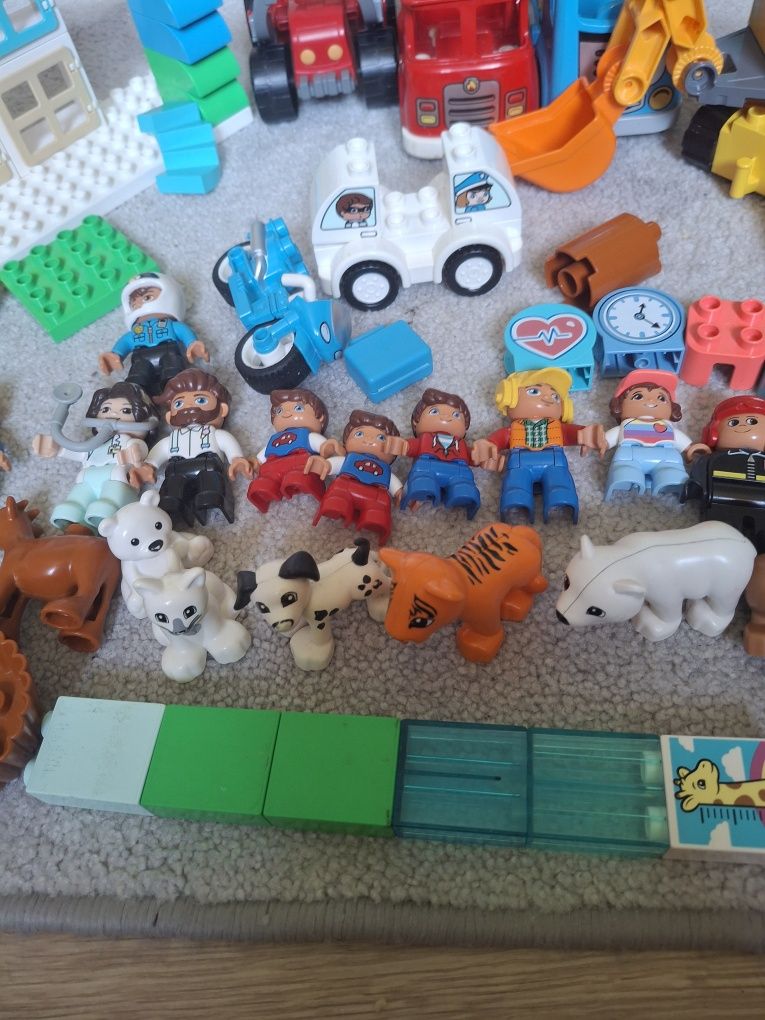 Klocki lego duplo luzem, ludziki, zwierzęta, pojazdybetc