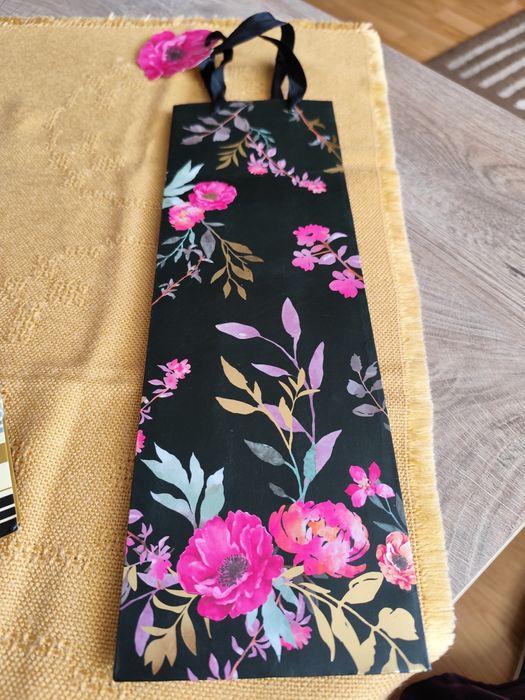 Torby papierowe prezentowe