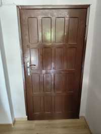 Drzwi wejściowe drewniane 90 x 195