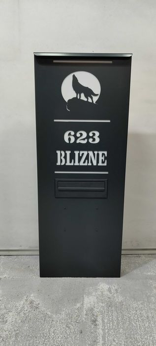 Słupek multimedialny, ogrodzeniowy - skrzynka na listy