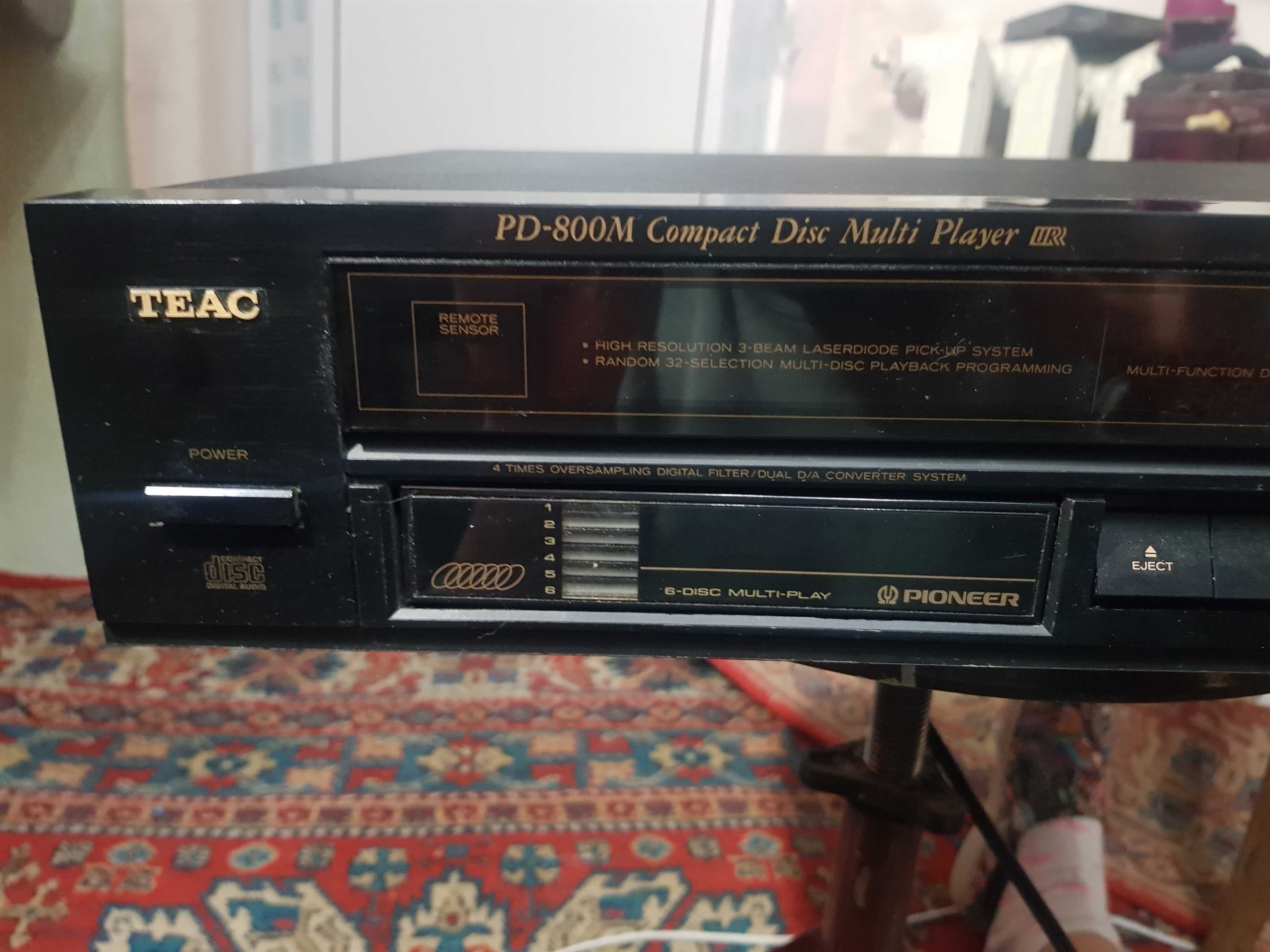 Компакт-диск програвач Teac PD-800M
