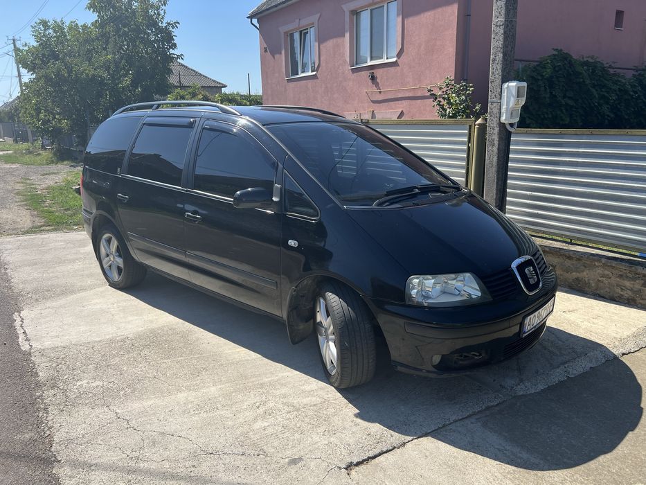 Продам сеат альхамбра 2003 року випуску