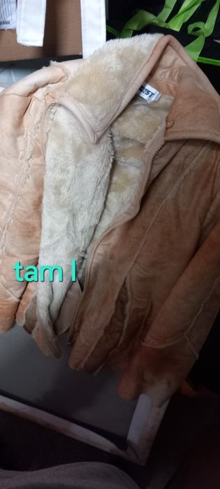 Casacos mulher 3 euros cada