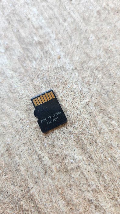 Cartão de Memória 16gb + adaptadores MicroSD