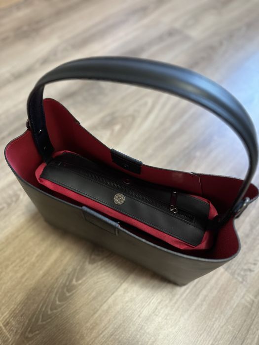 НОВА Стильна чорна сумка шкіра розмір А4 велика матова