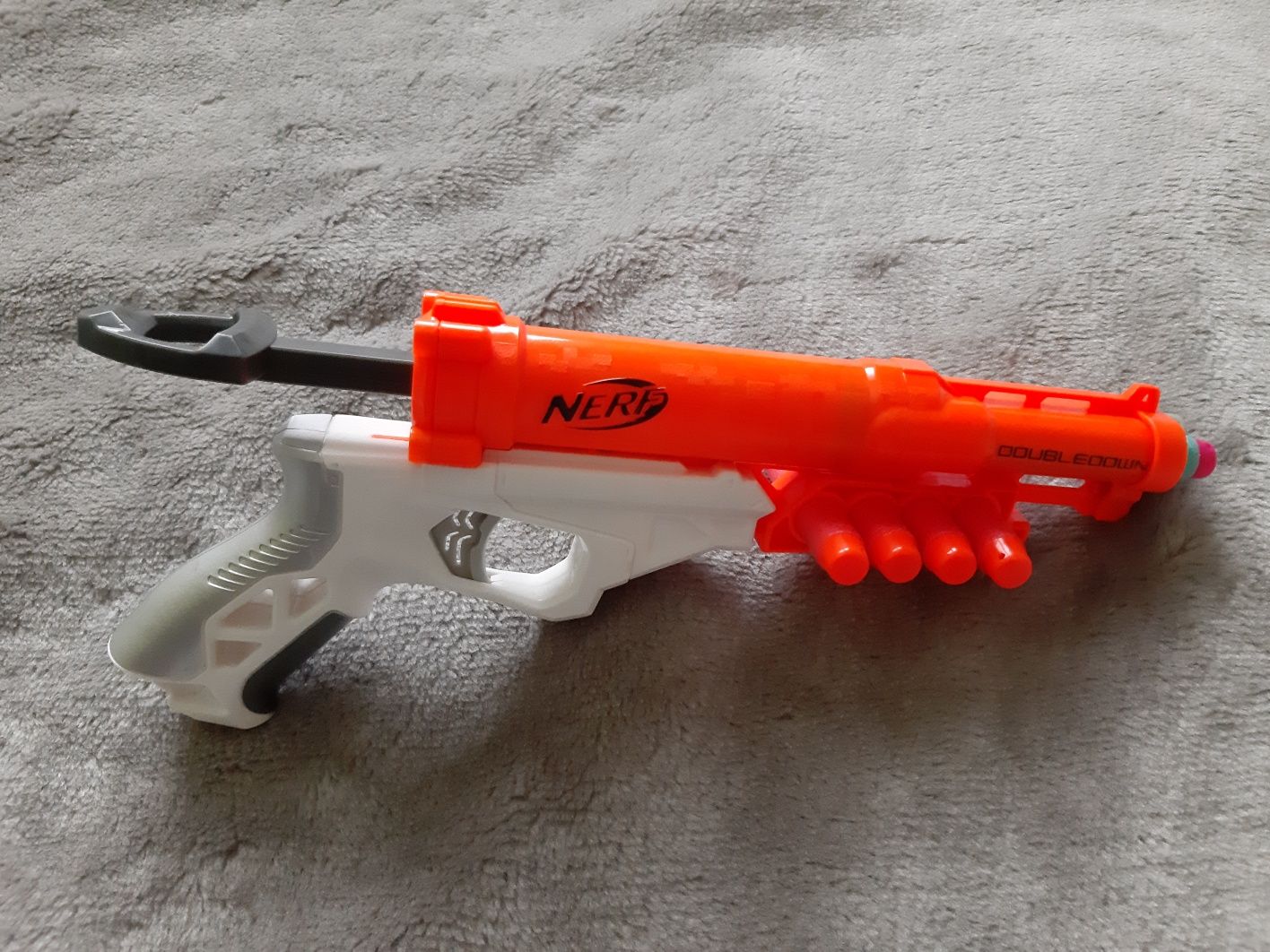 Pistolet Nerf Doubledown + 6 strzałek